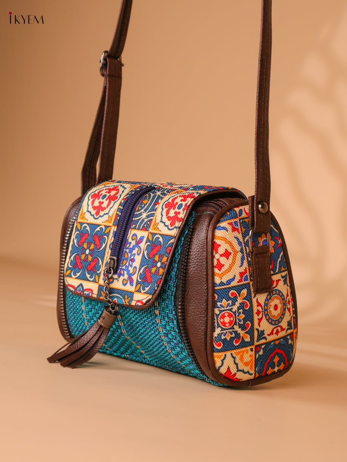 Printed Sling Bag-Blue colour