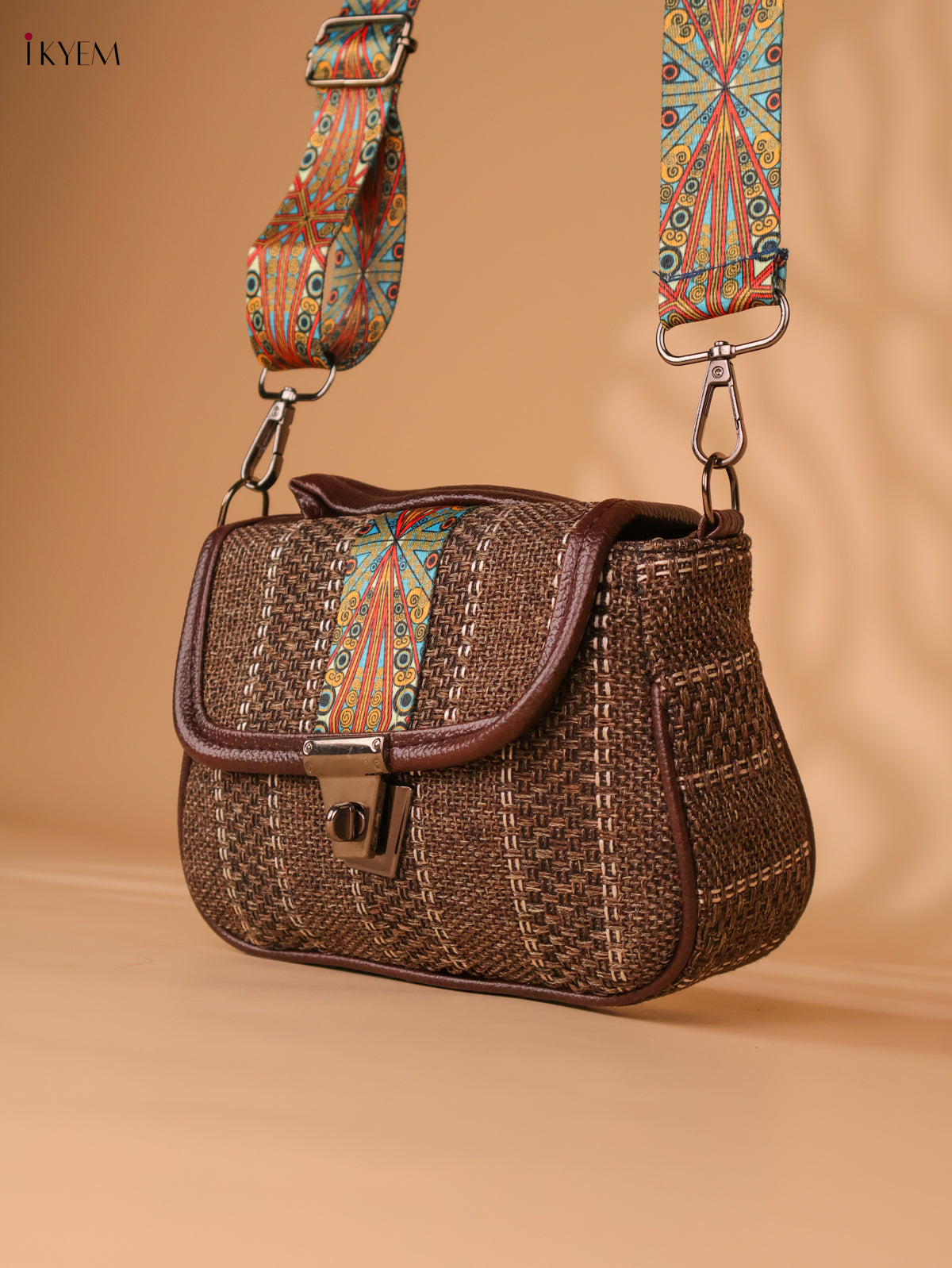 Printed sling bag - Brown
