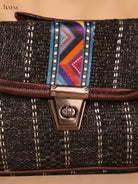 Printed sling bag - Black