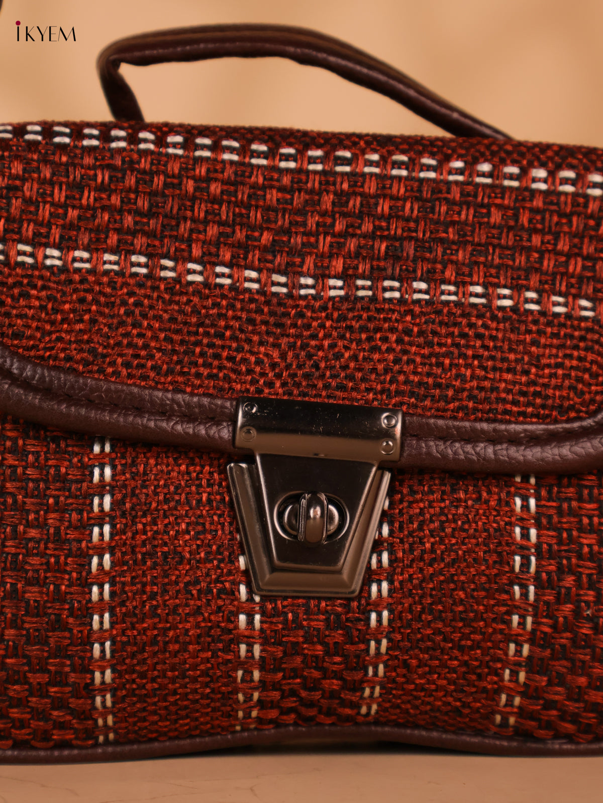 Printed sling bag - Maroon