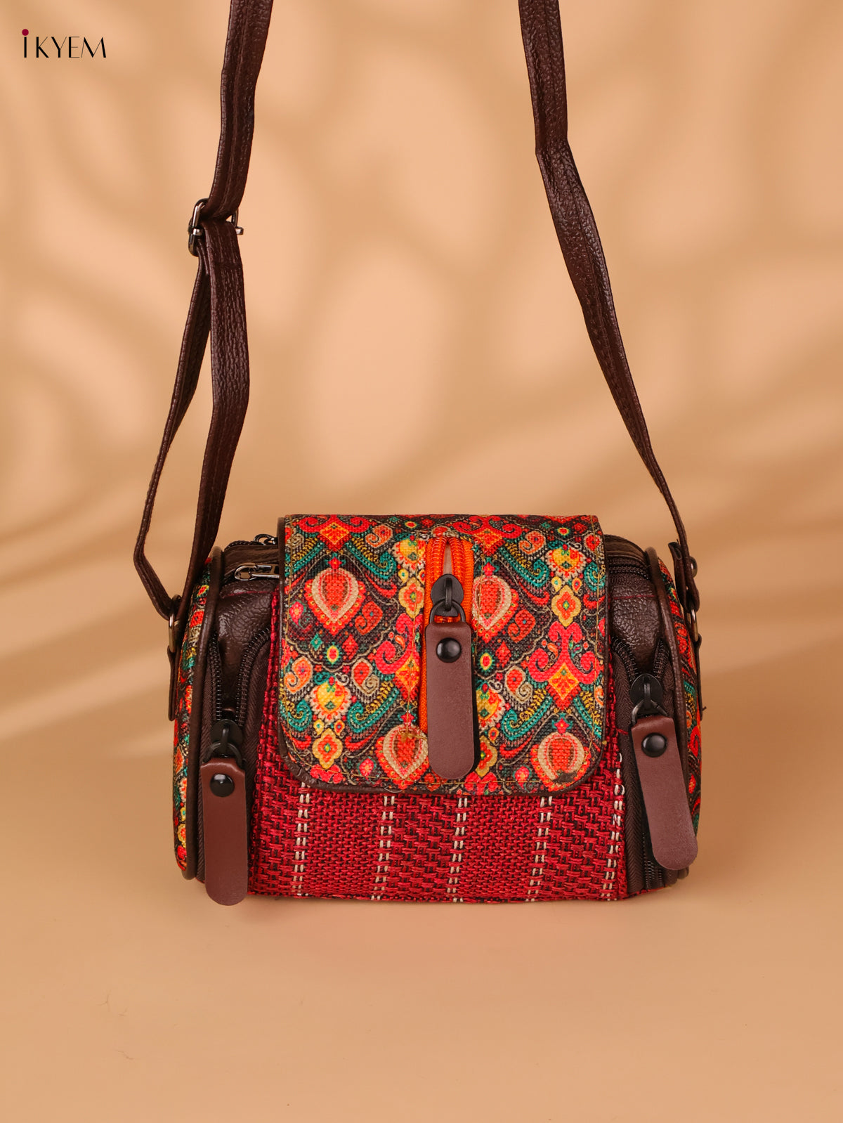 Printed sling bag - Red