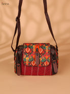 Printed sling bag - Red