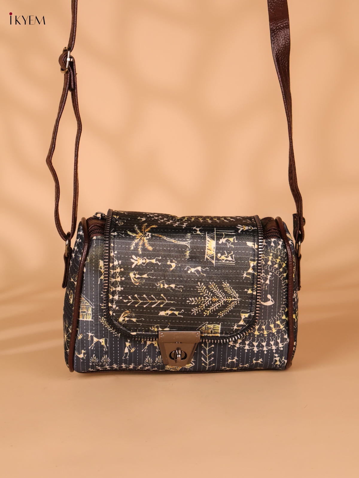 Printed Sling Bag warli design – Black