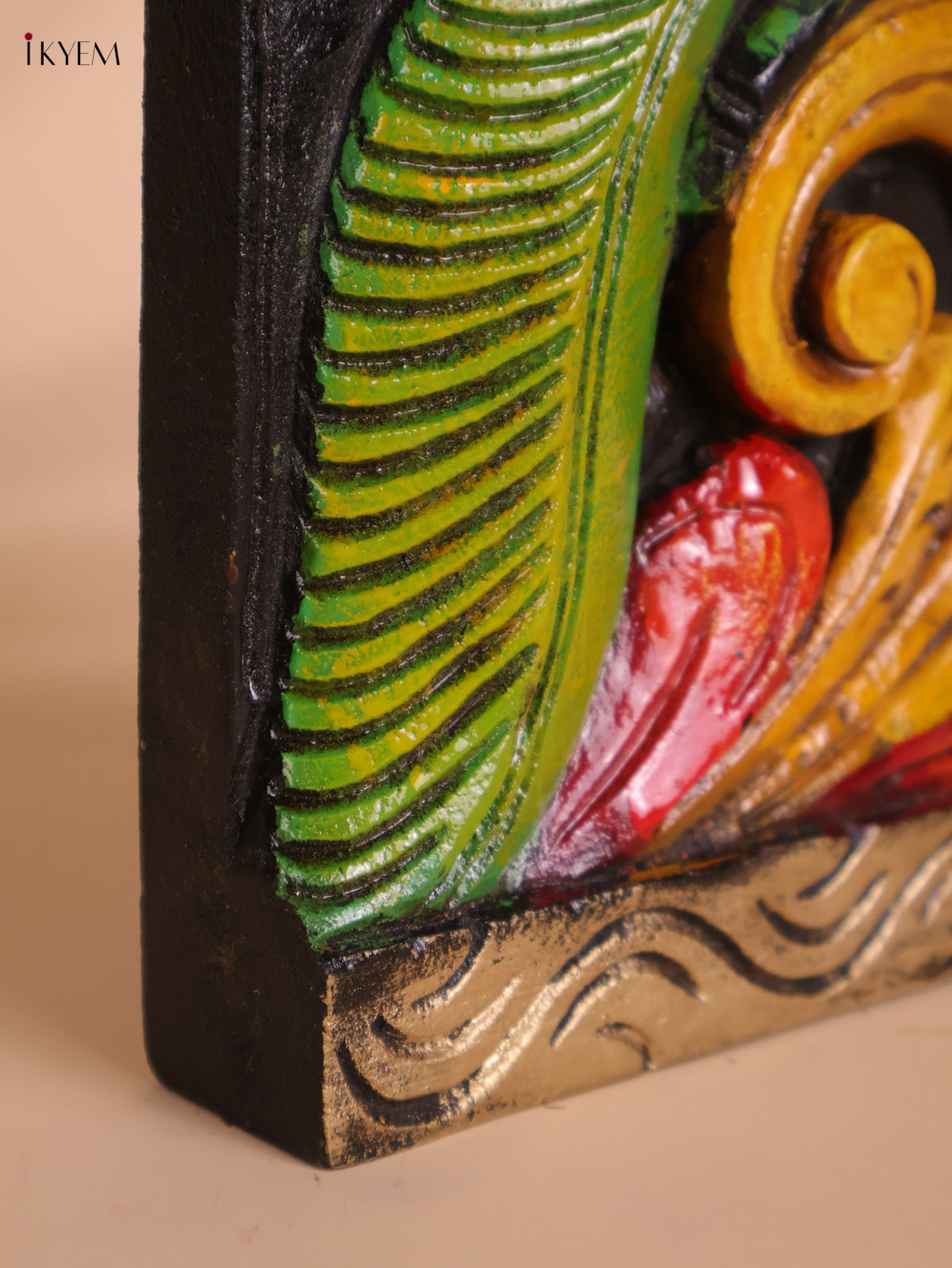 Wooden Hand Carved Painted -Parrot Wall Bracket(12x6)
