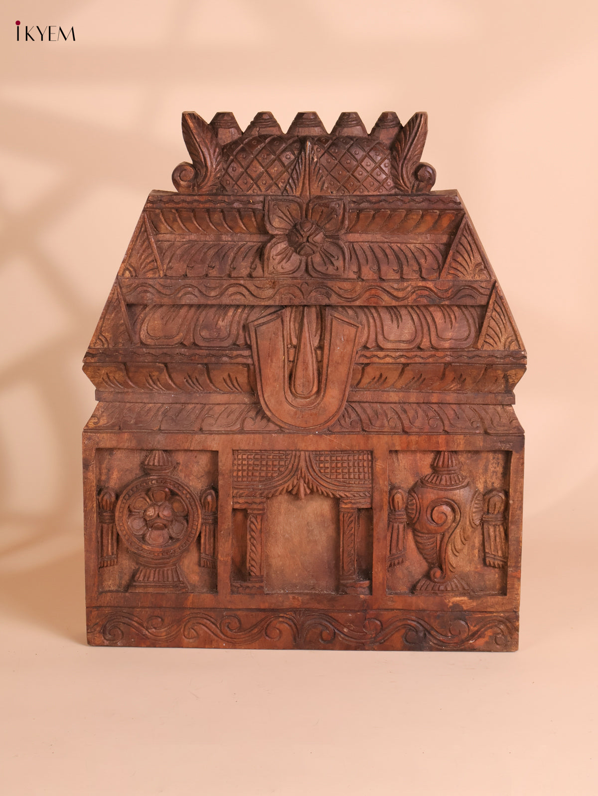 Wooden Hand Carved Namam Gopuram-(18x15)