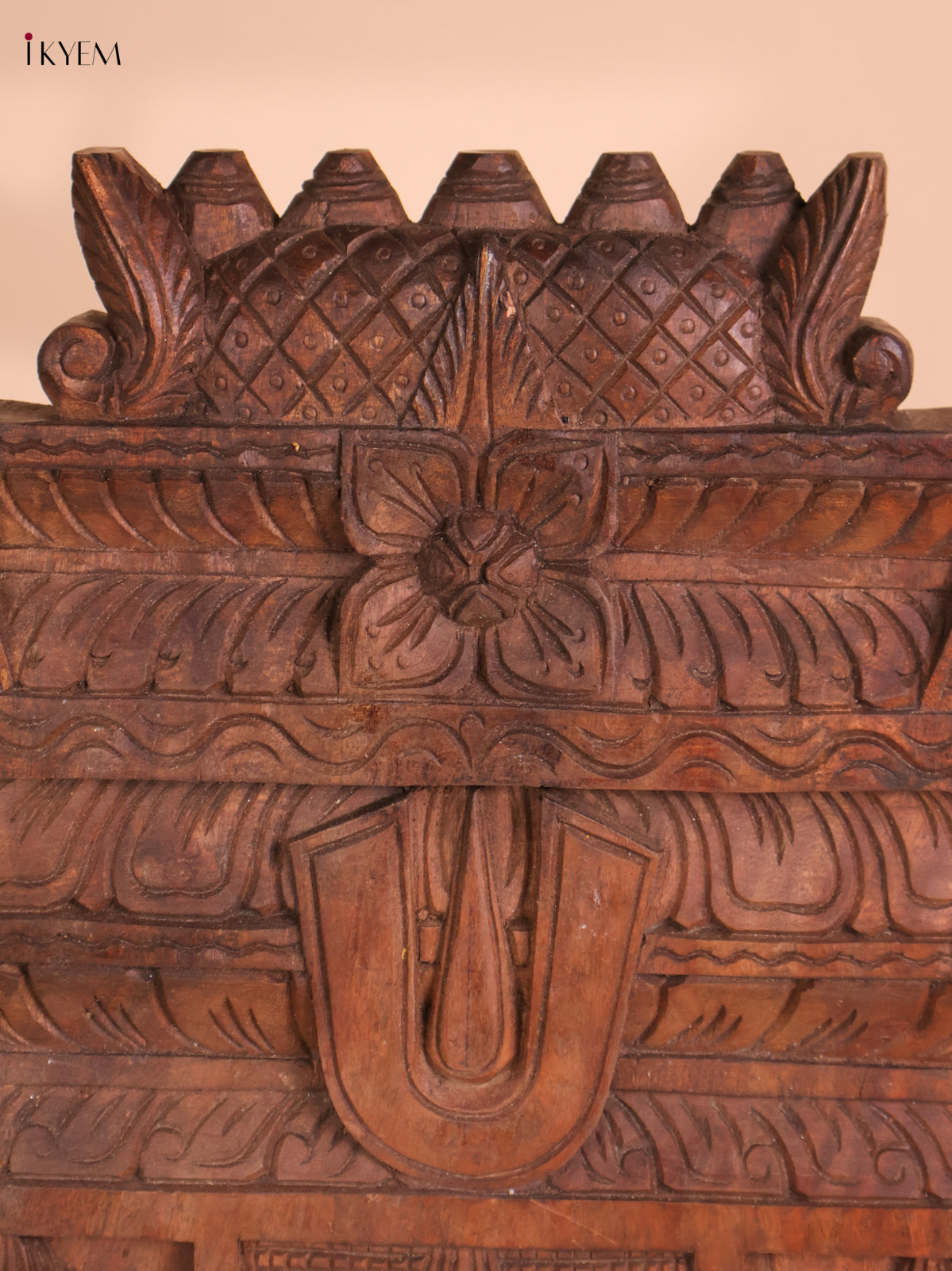 Wooden Hand Carved Namam Gopuram-(18x15)