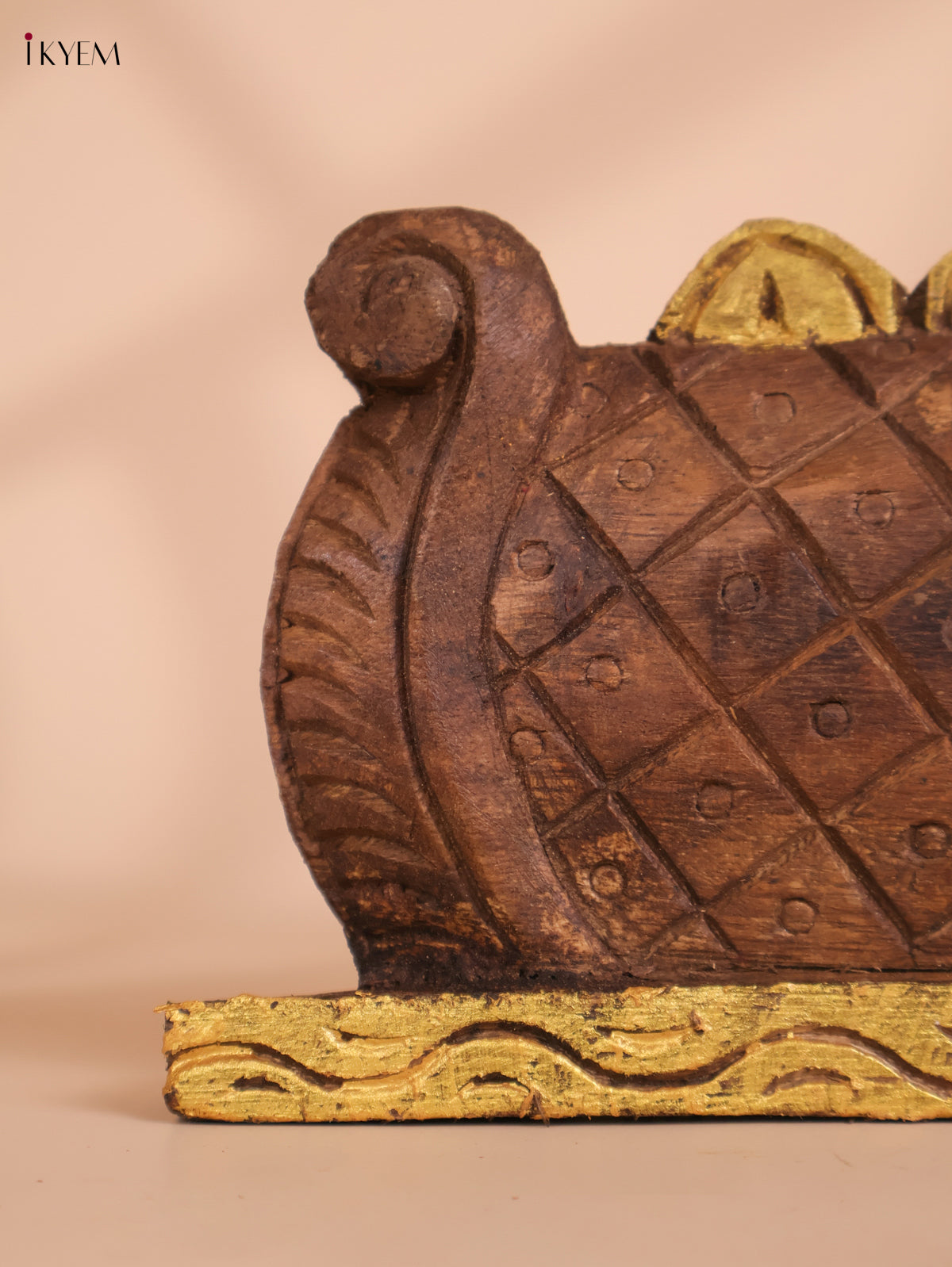 Wooden Hand Carved Gopuram (5x18)