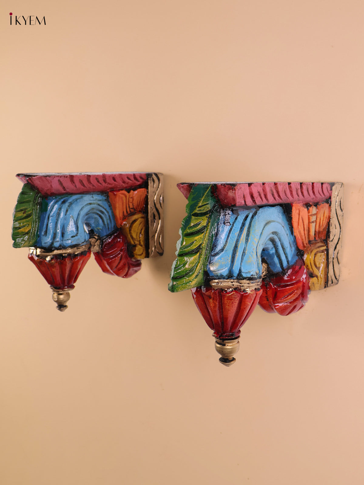 Wooden Hand Carved Painted Bodhil wall Bracket (Set of 2)(7x9)