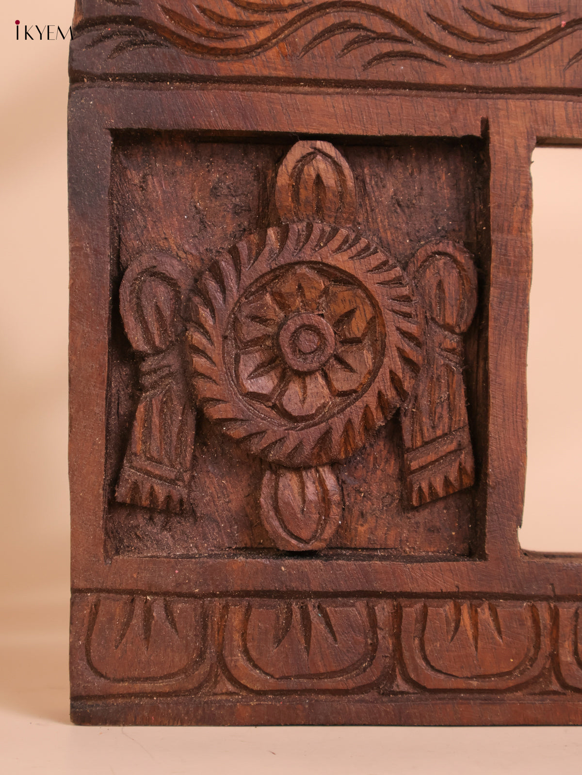 Wooden Hand Carved Shanku Chakram Gopuram (18x12)