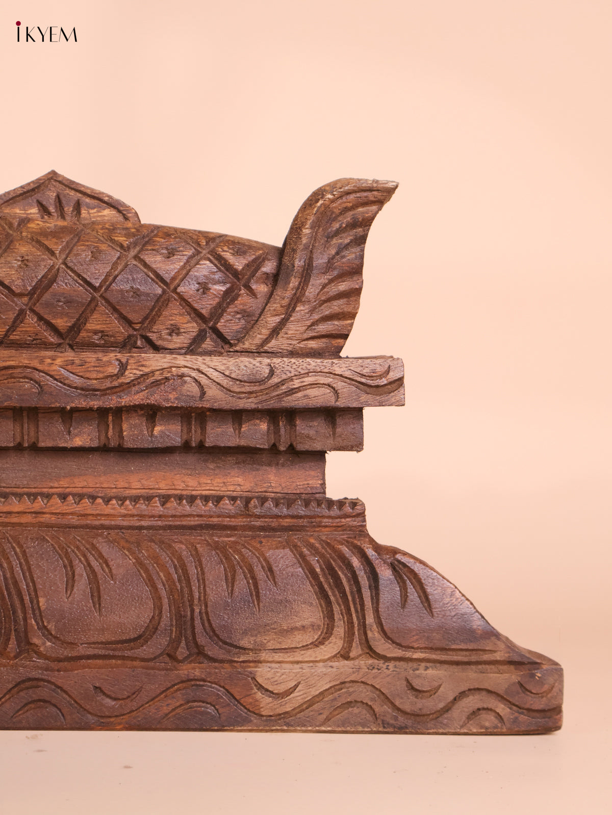 Wooden Hand Carved Horizandal Gopuram(8x42)