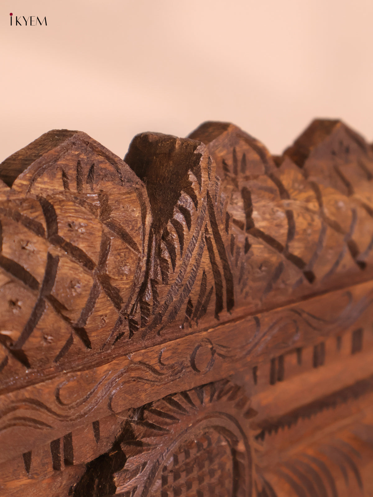 Wooden Hand Carved Horizandal Gopuram(8x42)