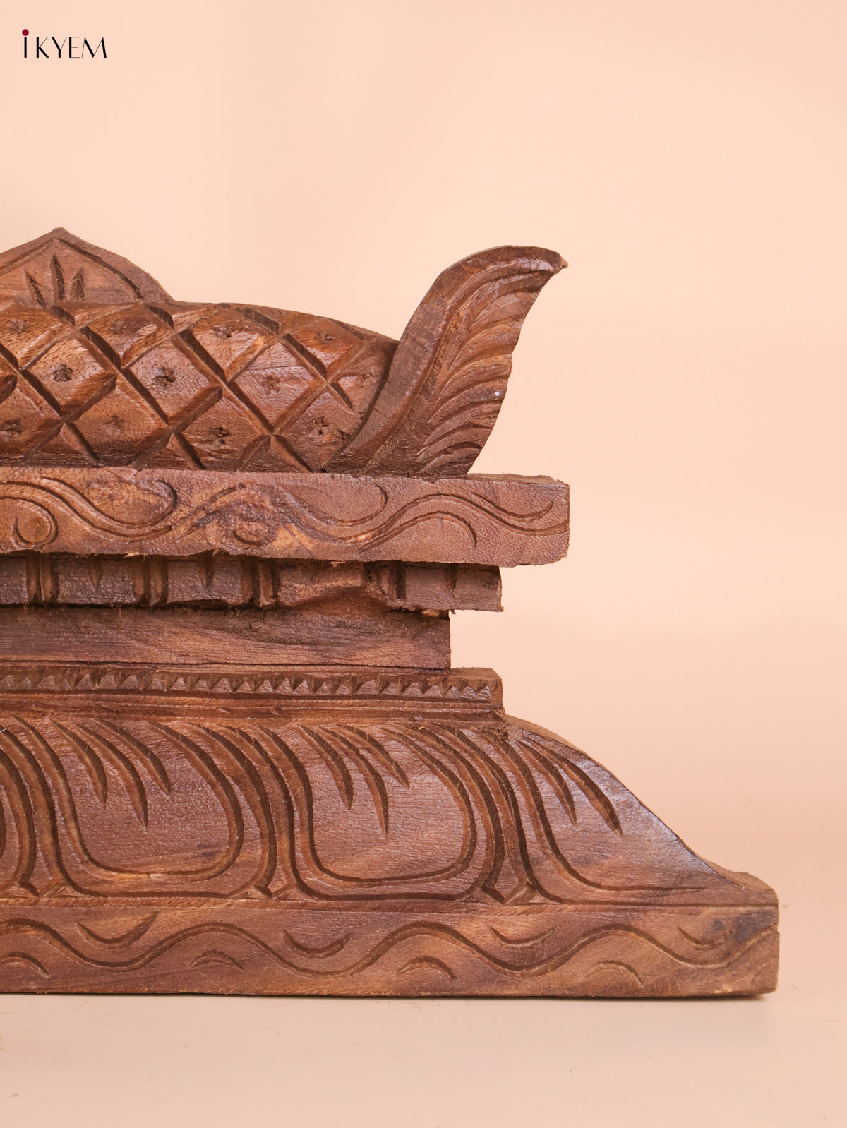 Wooden Hand Carved Horizandal Gopuram(8x42)