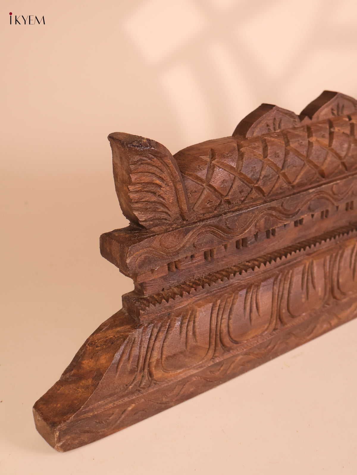 Wooden Hand Carved Horizandal Gopuram(8x42)