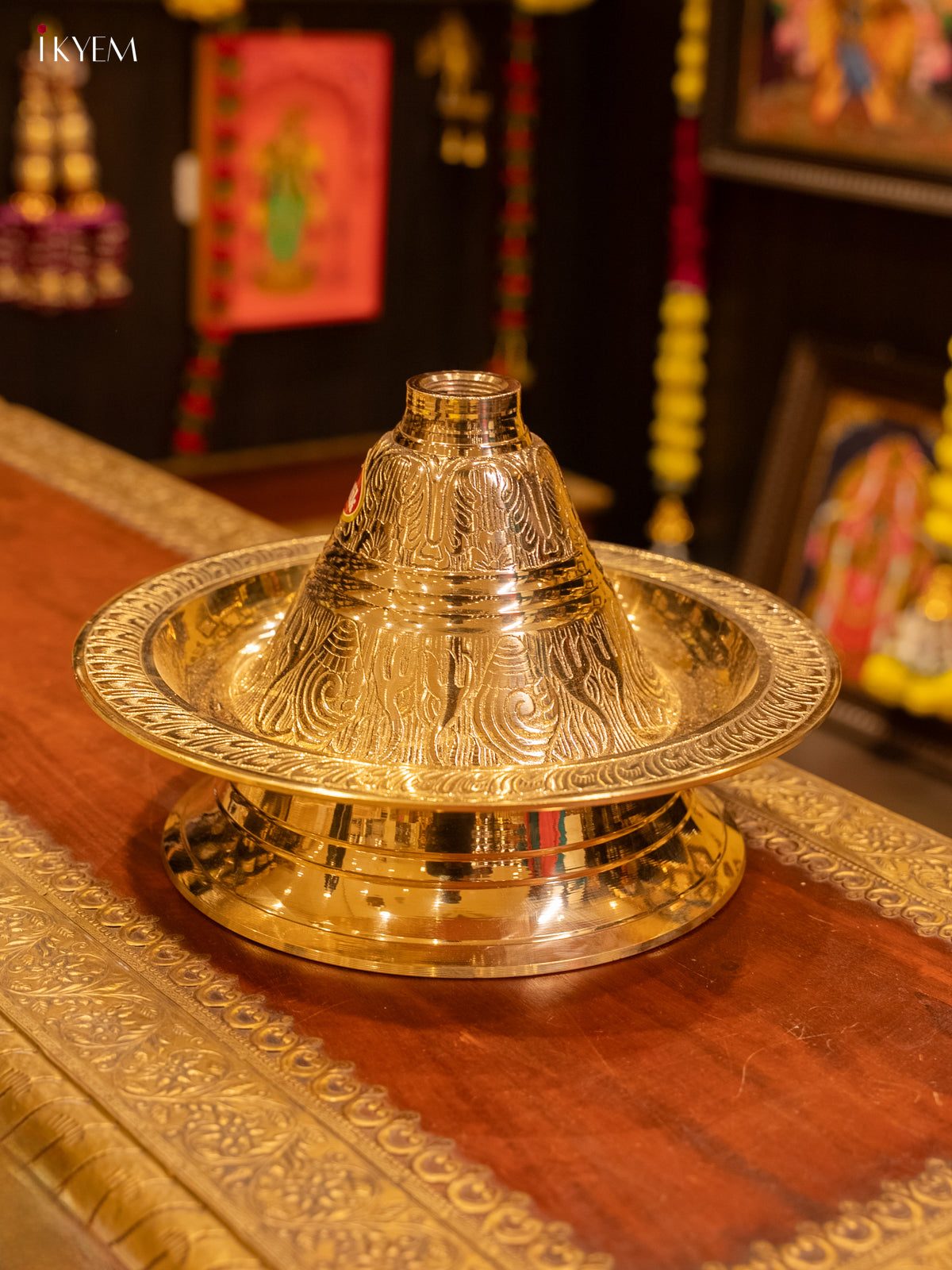 Kuthu Math Buy Traditional Kuthu Vilakku Collection at Ikyem