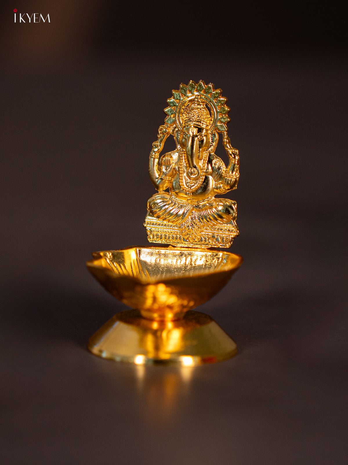 Elegant Gold Plated Shank Diya With Lord Ganesha -3
