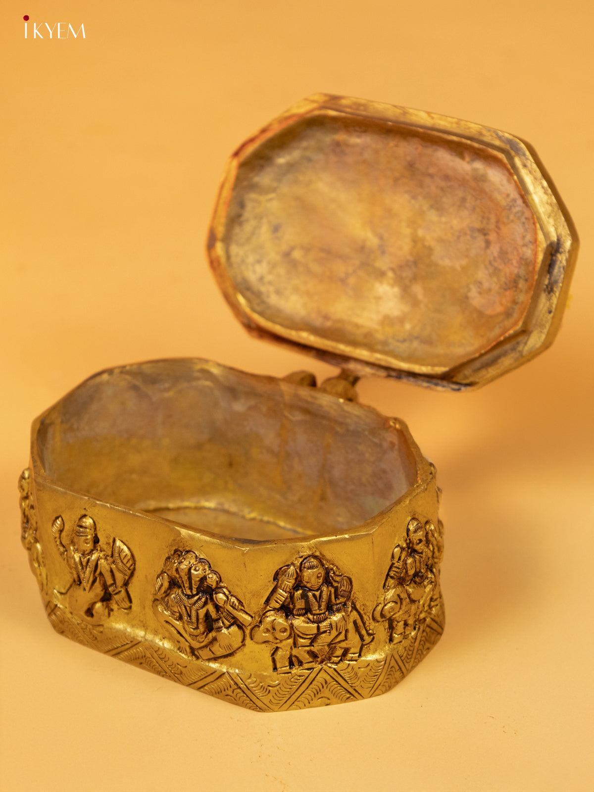 Brass Navagraha Box- KK26211
