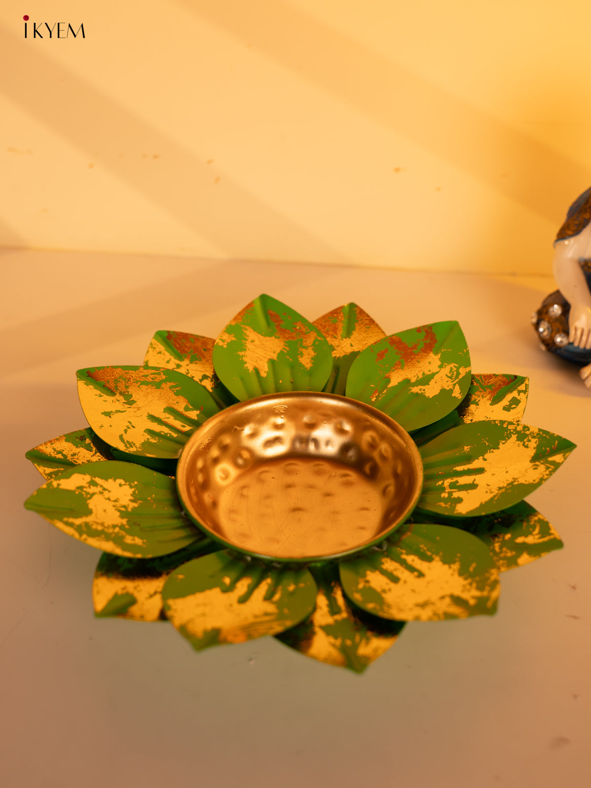 Metal Flower Urli (Small) - KK26232