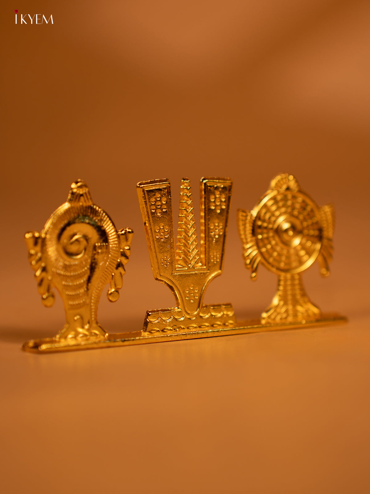 Gold plated Shank Chakra Naama Stand - KL13113