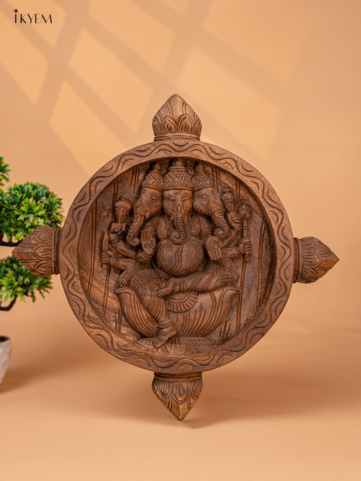 Wooden Hand Carved Trimukha Ganapati (17*17)- KM04112