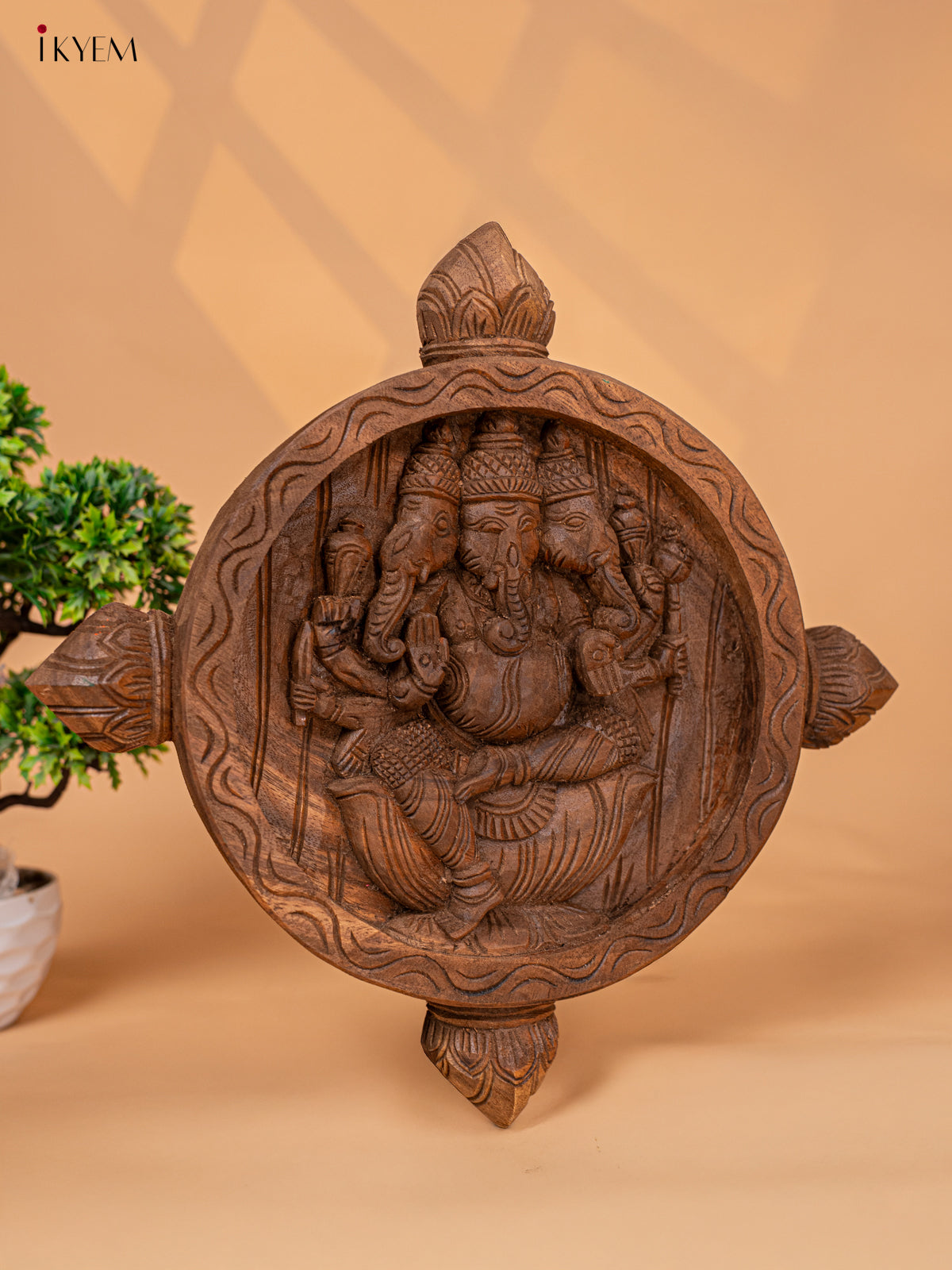 Wooden Hand Carved Trimukha Ganapati (17*17)- KM04112