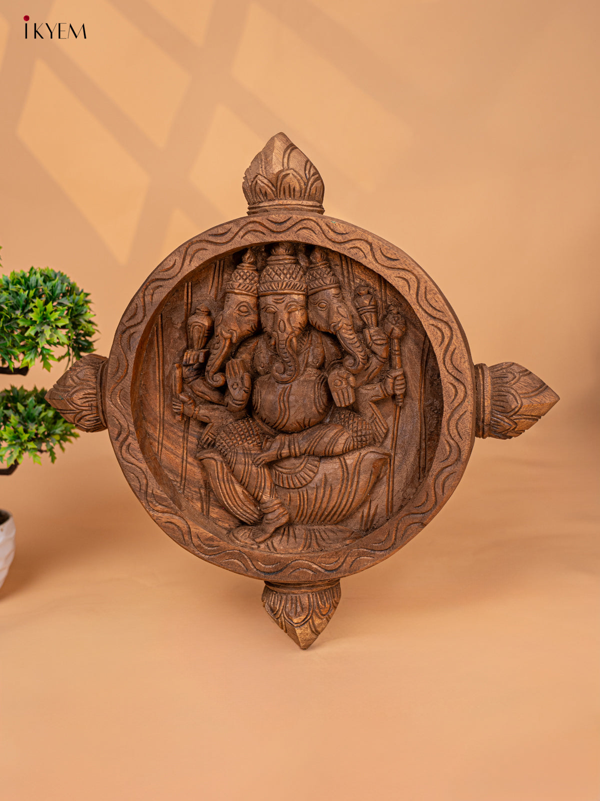 Wooden Hand Carved Trimukha Ganapati (17*17)- KM04112