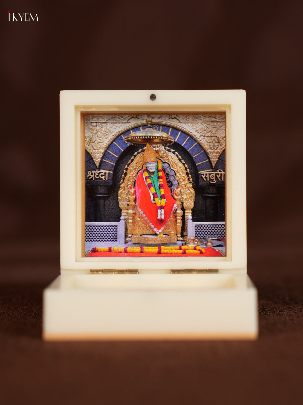 Paduka Box With Sai Baba Picture & Footprints1