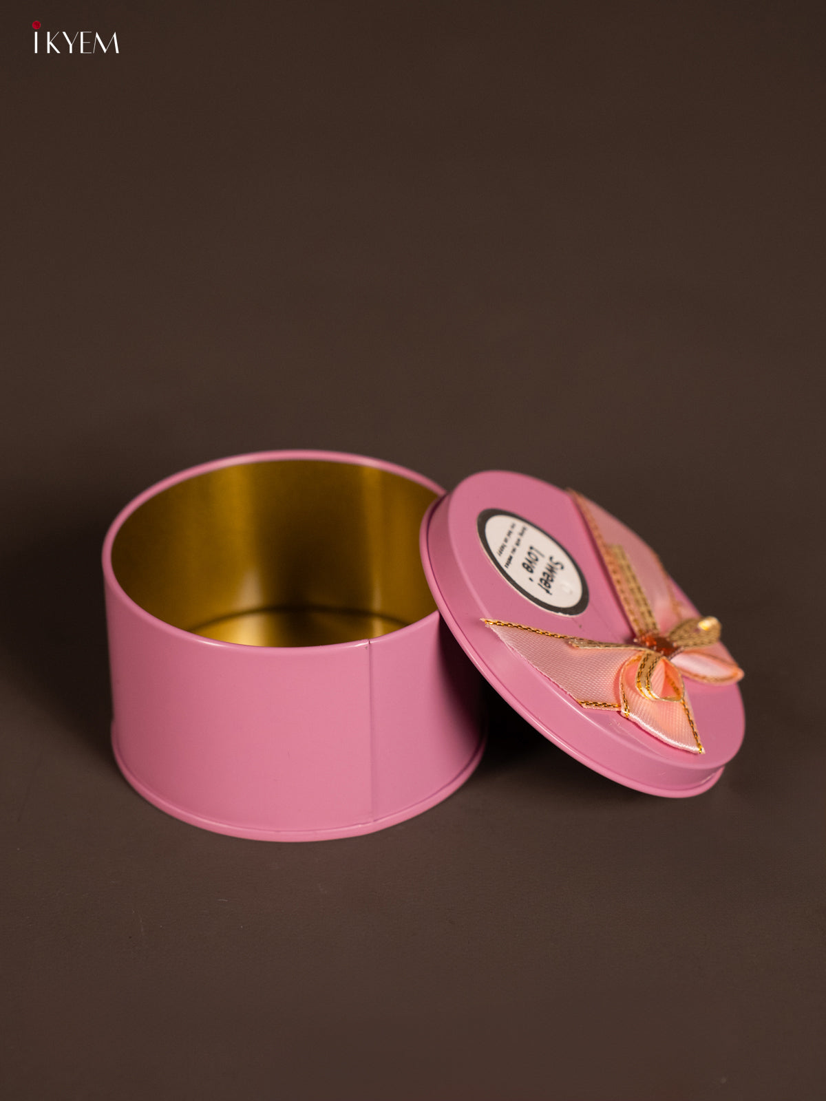 Pretty Baby Pink Round Gift Box 2
