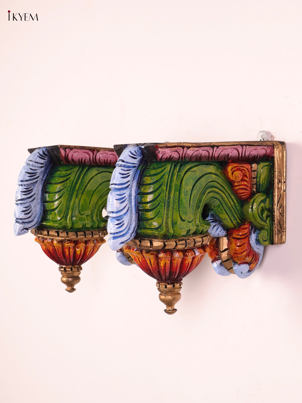 Timeless Hand Painted Yali Wooden Wall Bracket Set 3