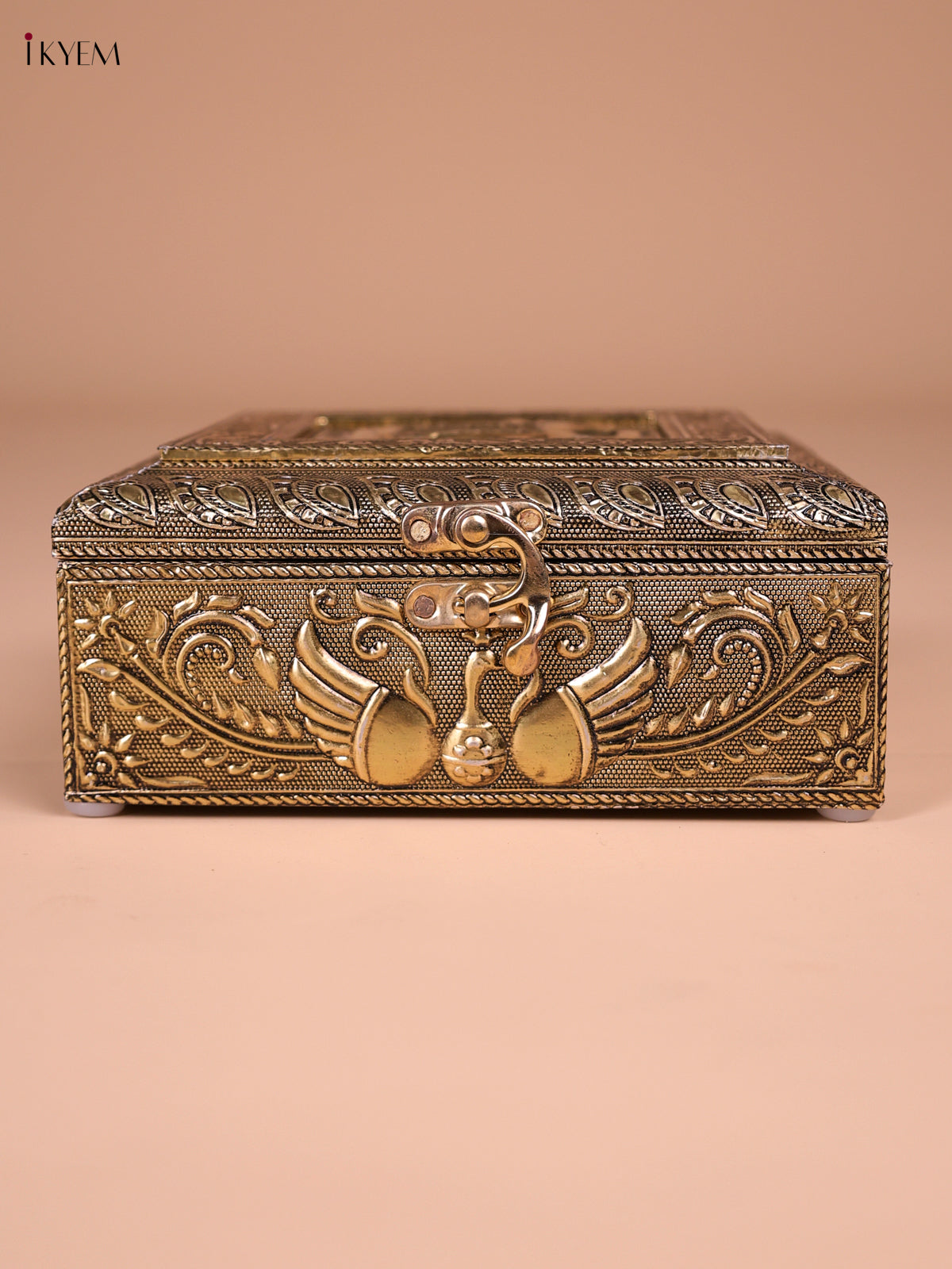 Traditional Gold Tone Finish Wooden Dry Fruit Box With Elephant Design 2