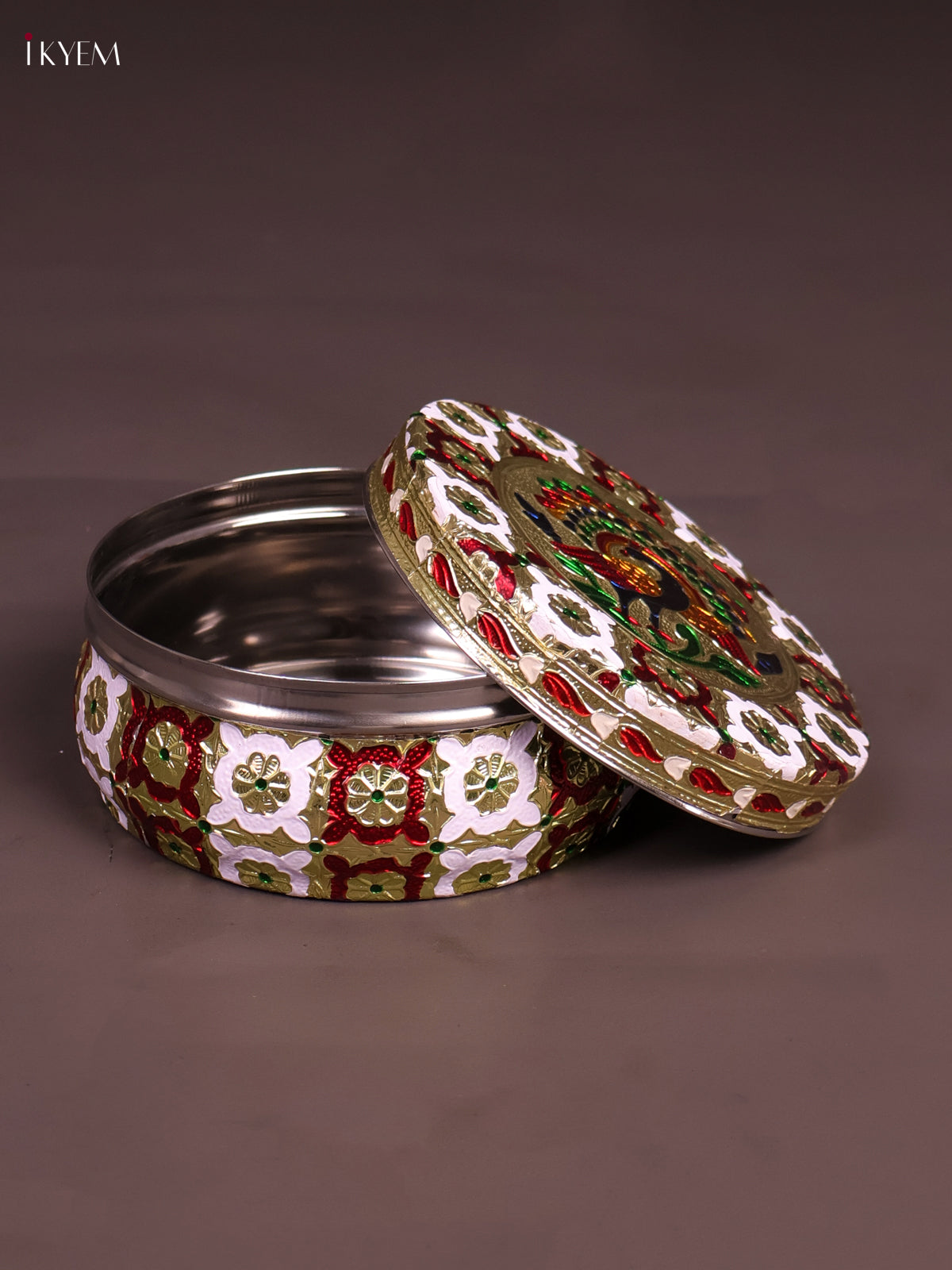 Vivid White & Maroon Meenakari Storage Box With Peacock Design 1